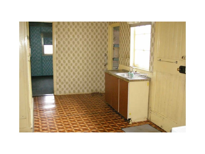 7 Fitzroy Street, Moruya NSW 2537