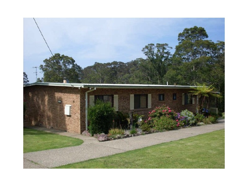 64 Princes Highway, Bodalla NSW 2545