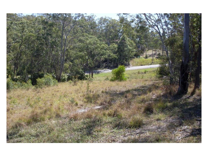 2 Halyard Drive, Moruya Heads NSW 2537