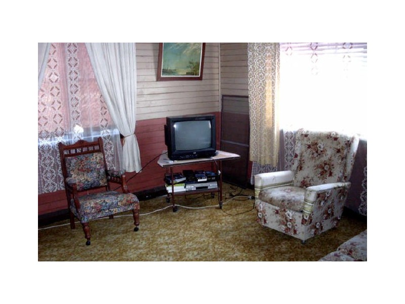 5 Campbell Street, Moruya NSW 2537