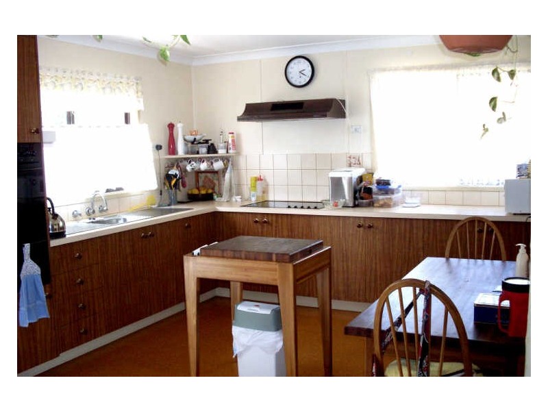 31 Maunsell Street, Moruya NSW 2537