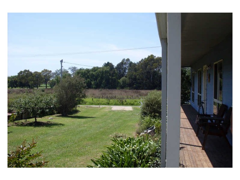 9 Otton Street, Moruya NSW 2537