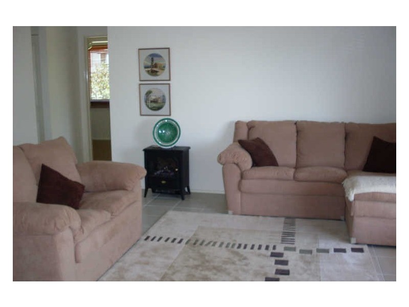 9 Otton Street, Moruya NSW 2537