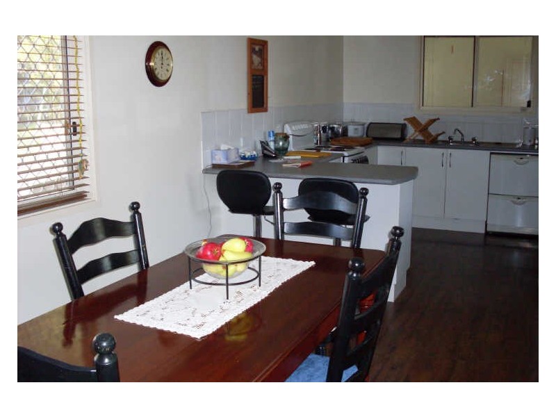9 Otton Street, Moruya NSW 2537