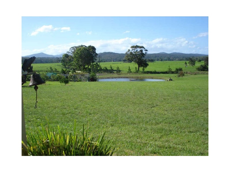 1 Riverwood Place, Moruya NSW 2537