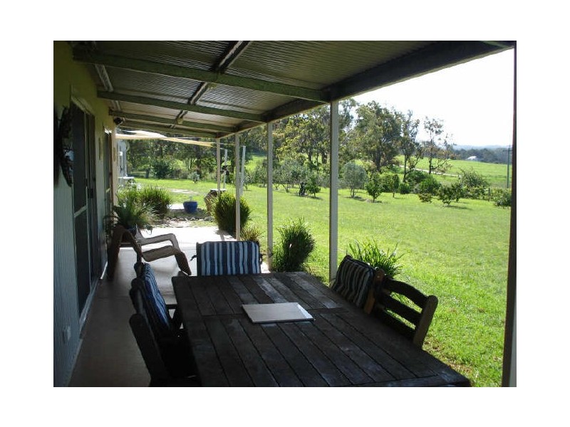 1 Riverwood Place, Moruya NSW 2537