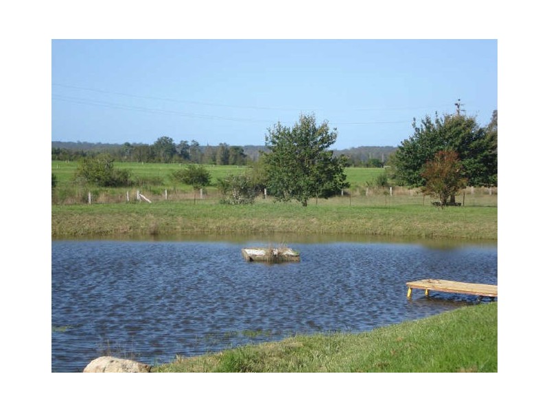 1 Riverwood Place, Moruya NSW 2537