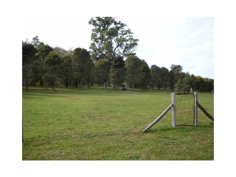 38 Peartree Place, Moruya NSW 2537