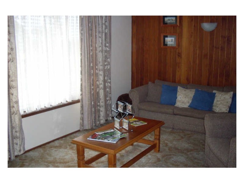 115 Albert Street, Moruya NSW 2537