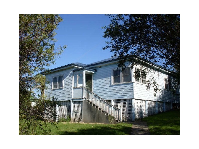 33 Evans St, Moruya NSW 2537
