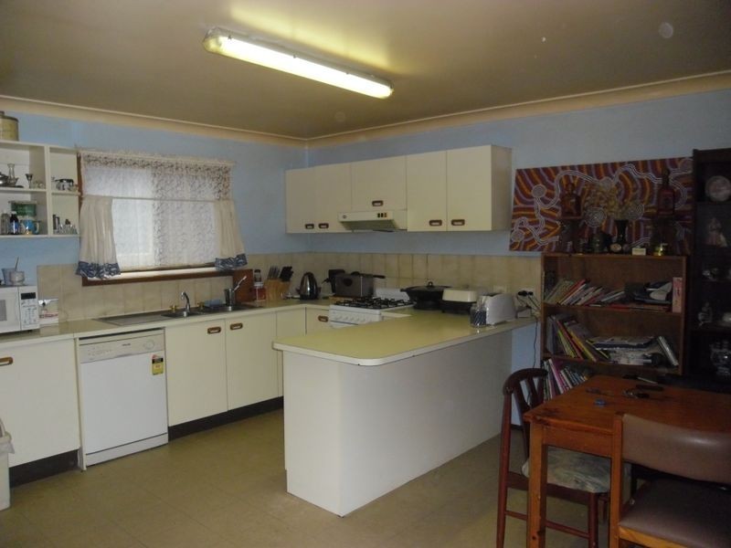 24 Murray Street, Moruya NSW 2537
