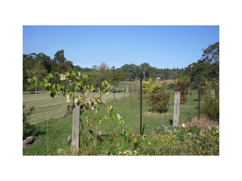 19 Yarimup Place, Moruya NSW 2537