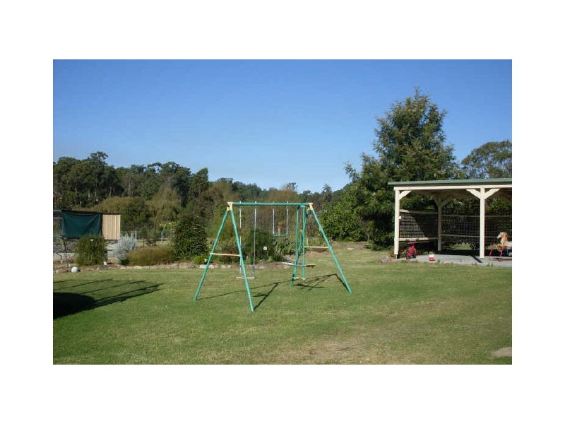19 Yarimup Place, Moruya NSW 2537