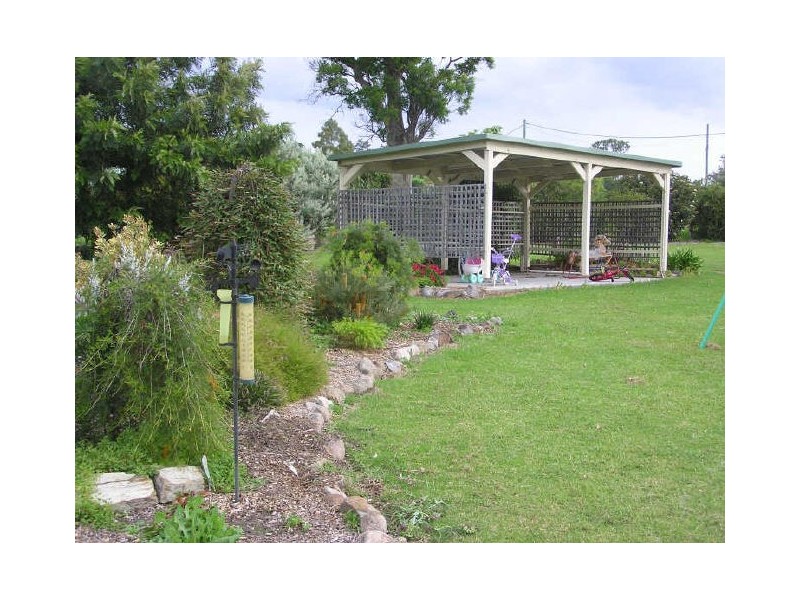 19 Yarimup Place, Moruya NSW 2537