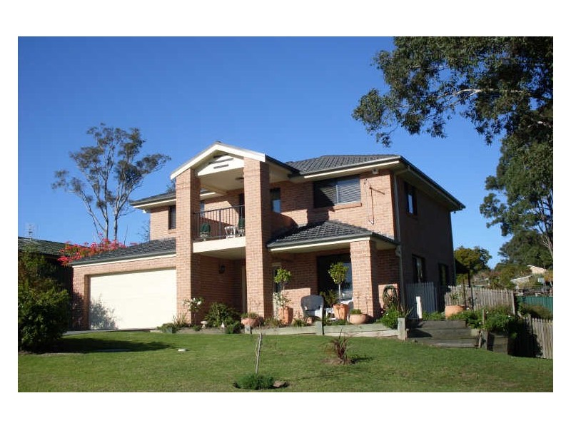 18 Cheddar Street, Moruya NSW 2537