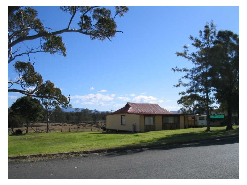 33 Maunsell Street, Moruya NSW 2537