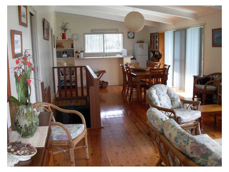 7 Allenby Road, Tuross Head NSW 2537