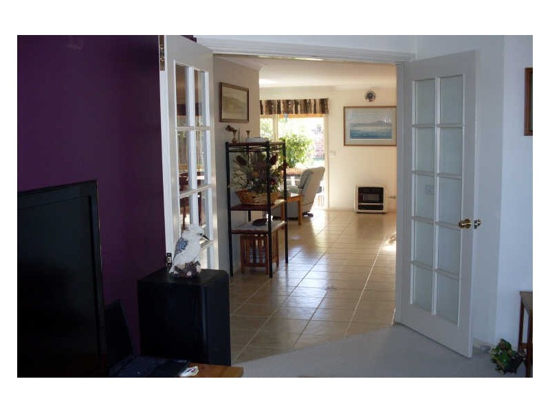 18 Panorama Parade, Moruya NSW 2537