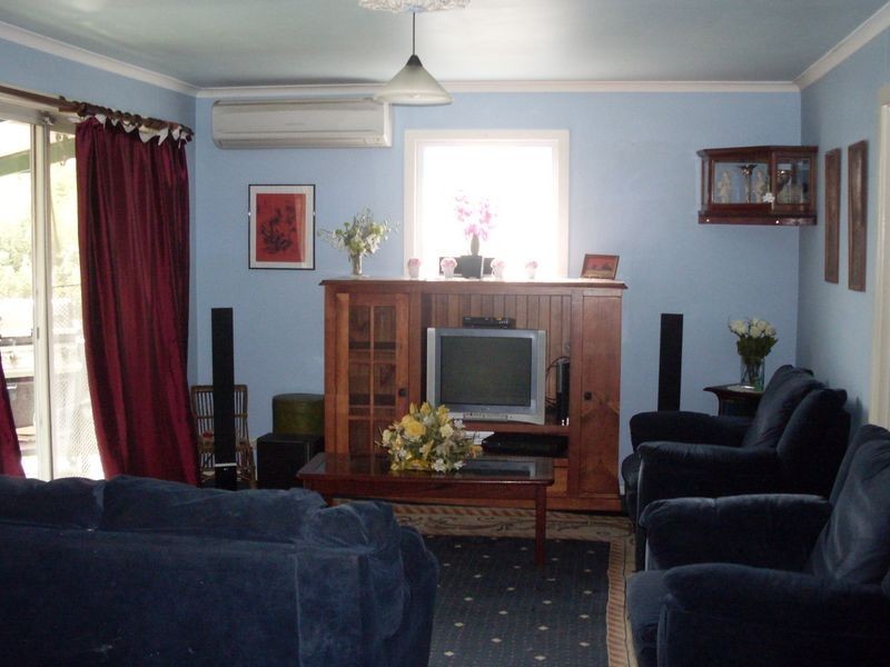 16 Moruya Street, Moruya NSW 2537