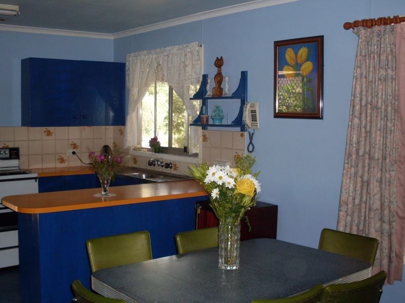 16 Moruya Street, Moruya NSW 2537