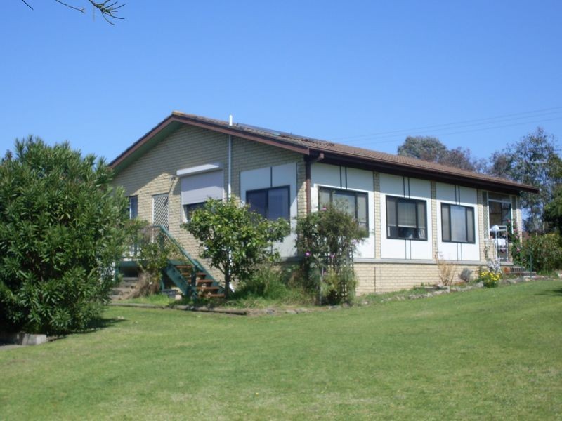 28 Hawdon Street, Moruya NSW 2537