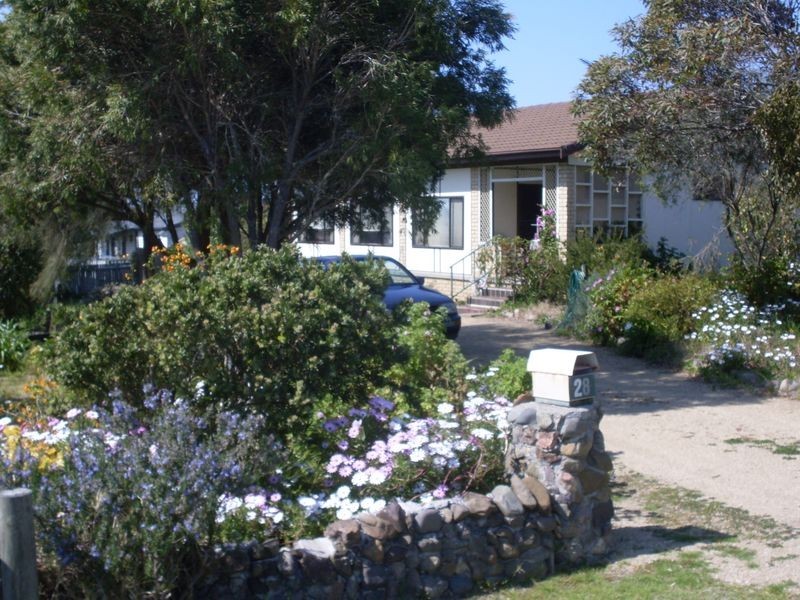 28 Hawdon Street, Moruya NSW 2537
