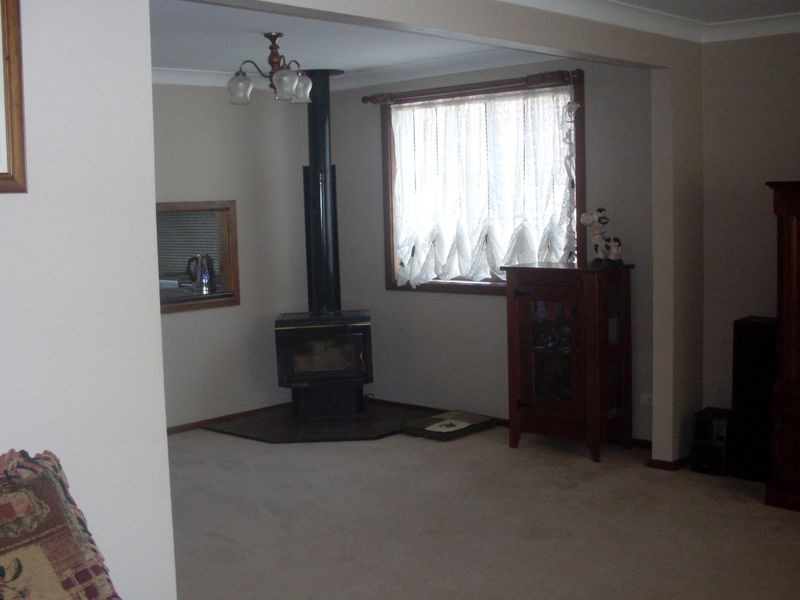 10 Grove Place, Moruya Heads NSW 2537