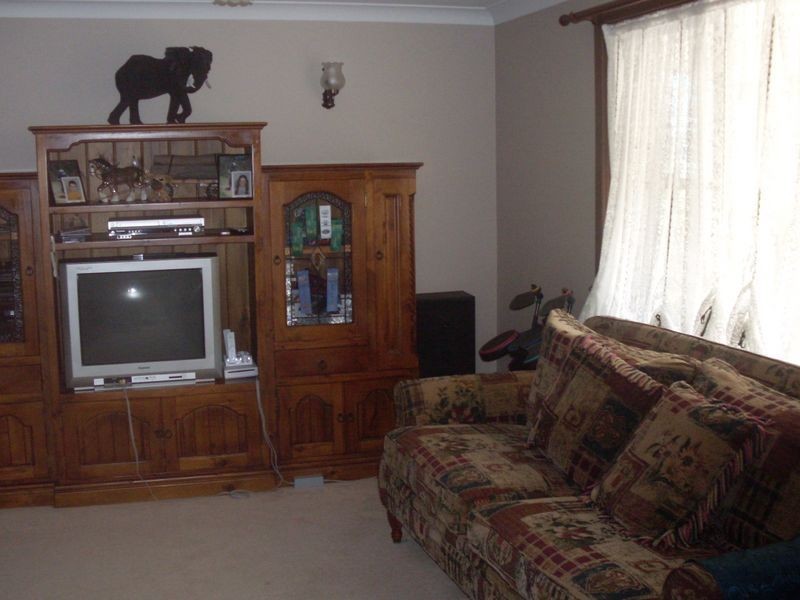 10 Grove Place, Moruya Heads NSW 2537