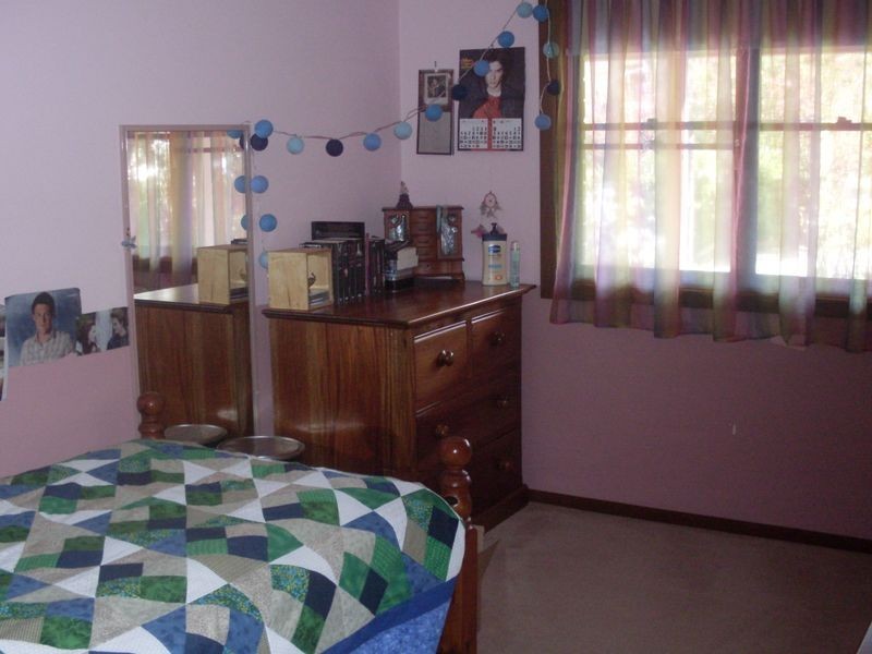 10 Grove Place, Moruya Heads NSW 2537