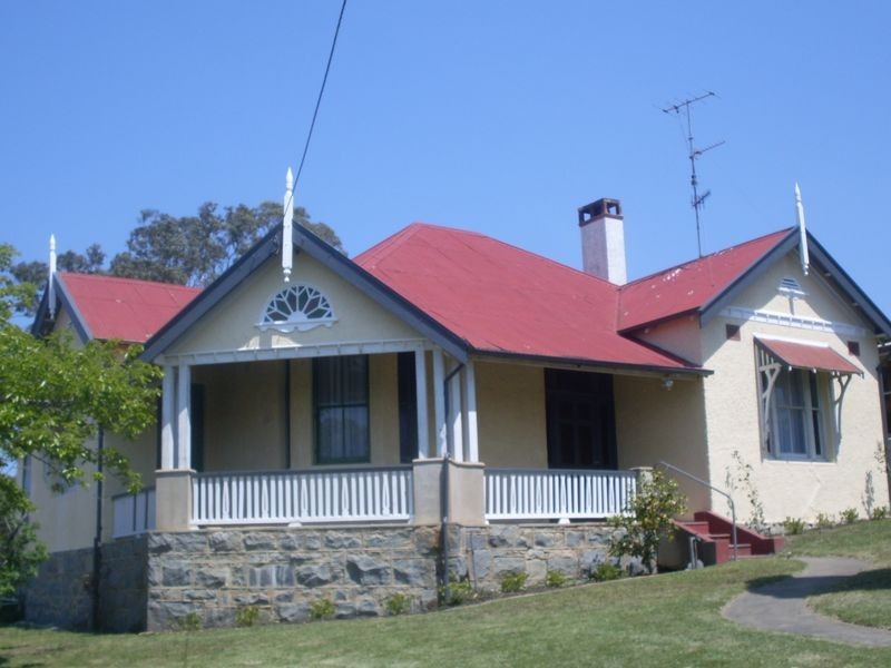 7 Fitzroy Street, Moruya NSW 2537