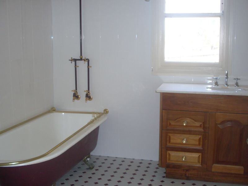 7 Fitzroy Street, Moruya NSW 2537