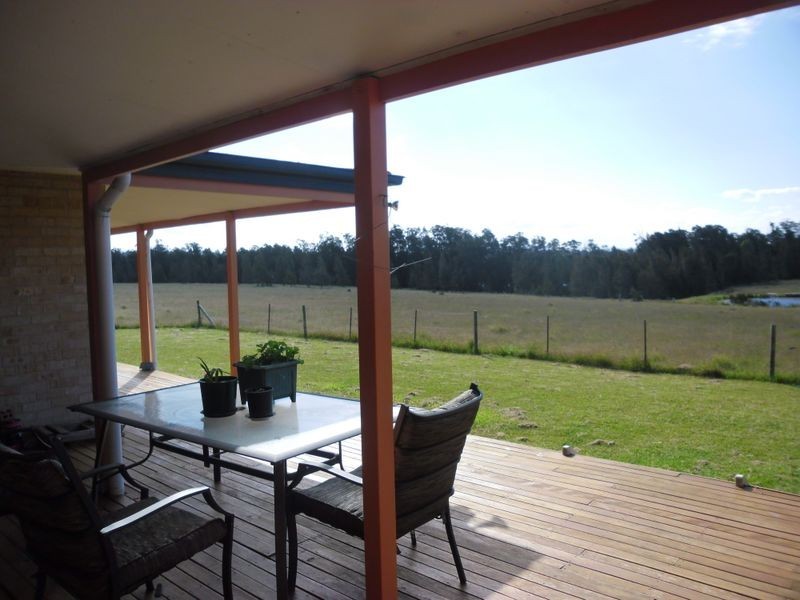 175 Noggarula Drive, Moruya NSW 2537