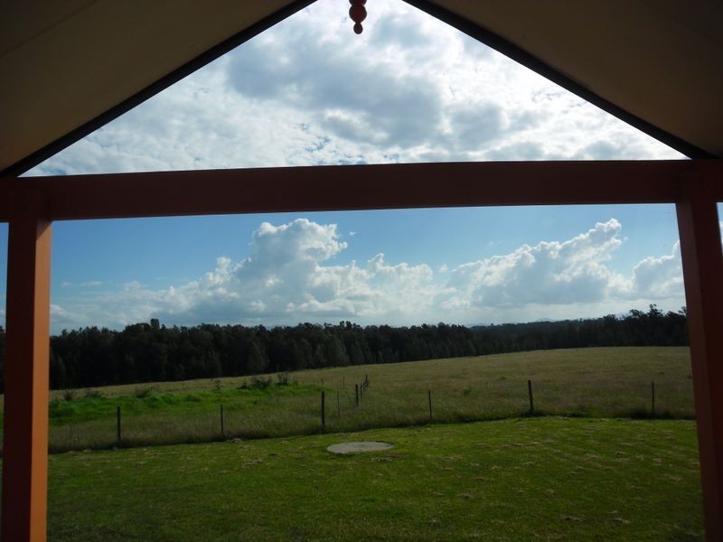 175 Noggarula Drive, Moruya NSW 2537