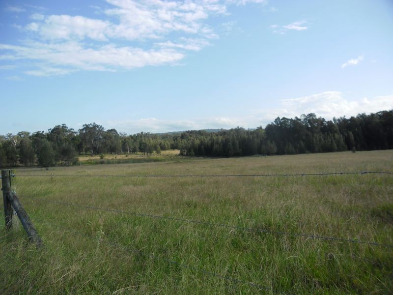175 Noggarula Drive, Moruya NSW 2537