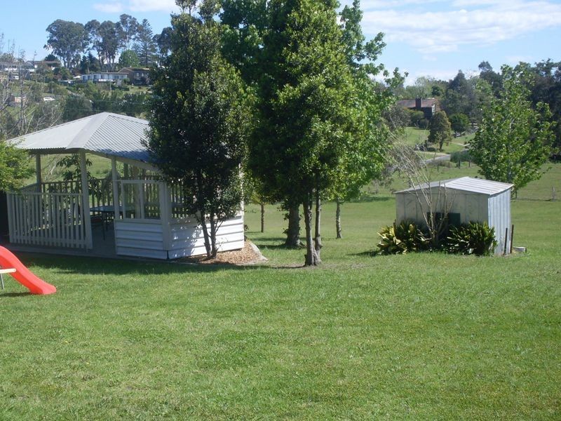 2 Albert Street, Moruya NSW 2537