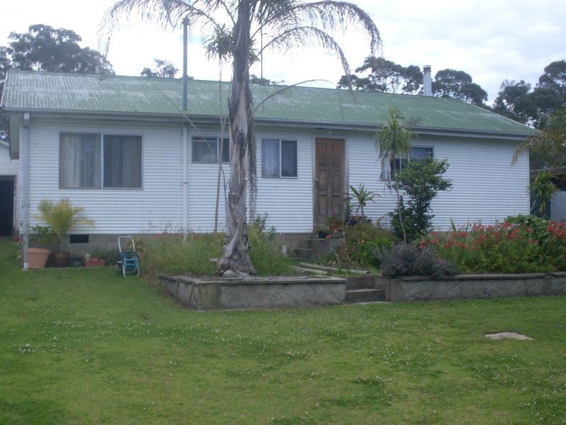 6 Anderson Street, Moruya NSW 2537