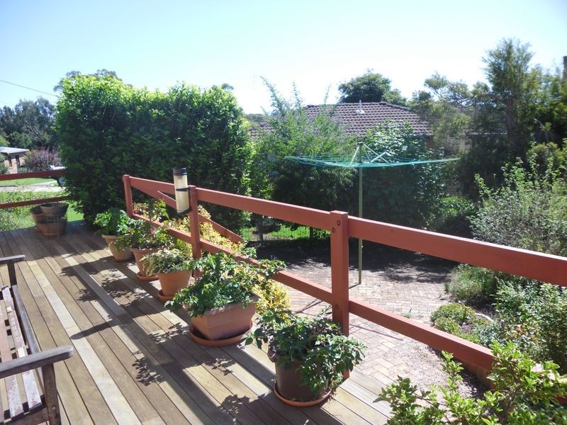 8 Ryan Place, Moruya NSW 2537