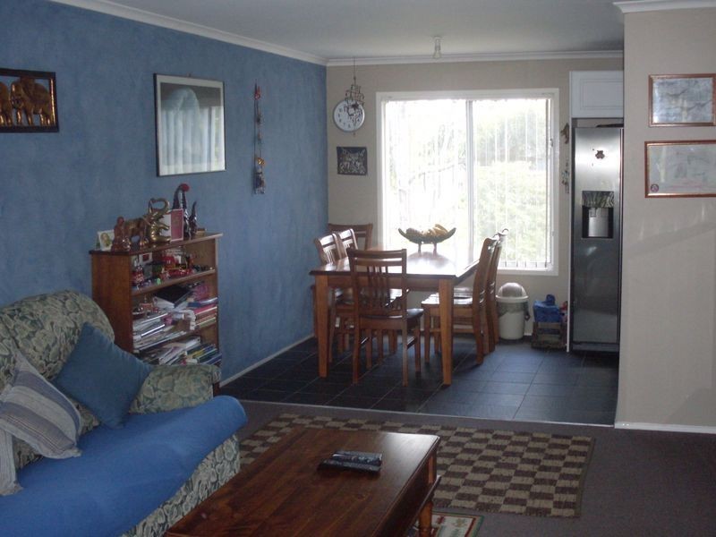 5 Jeffery Place, Moruya NSW 2537