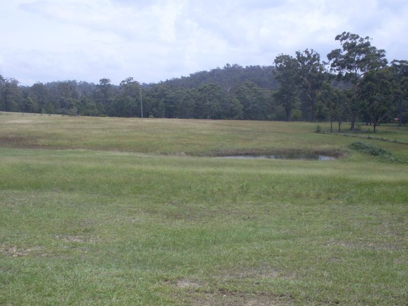 8 Western Boundary Rd, Turlinjah NSW 2537