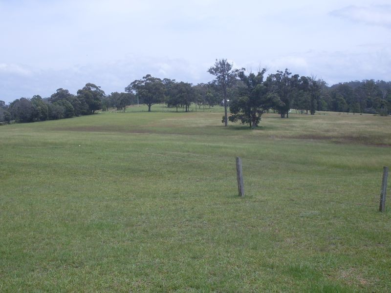 8 Western Boundary Rd, Turlinjah NSW 2537