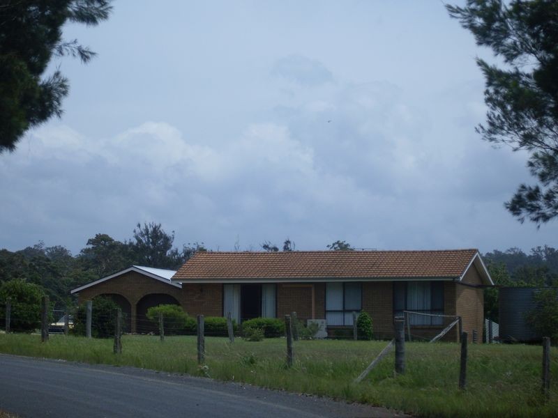 8 Western Boundary Rd, Turlinjah NSW 2537