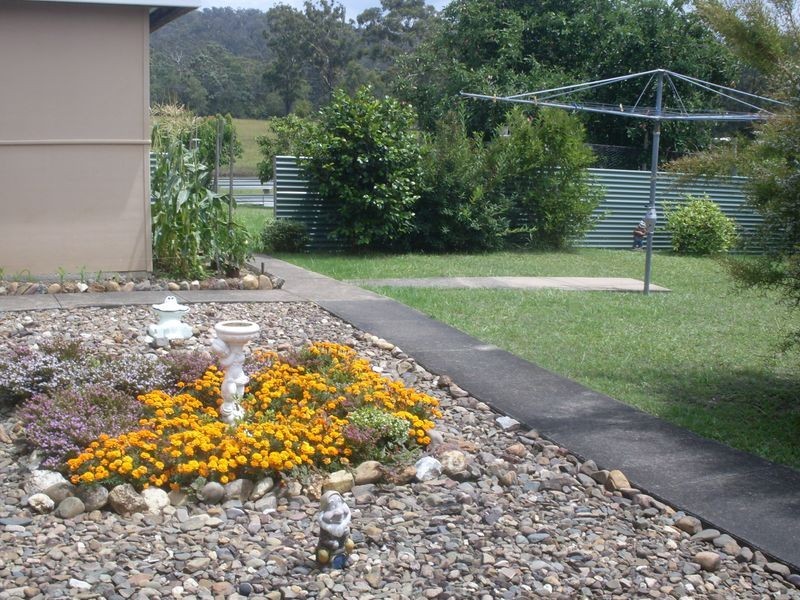 8 Western Boundary Rd, Turlinjah NSW 2537