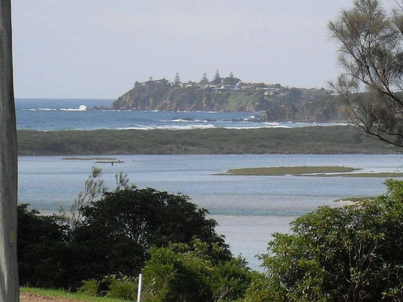 36 Nelson Parade, Tuross Head NSW 2537