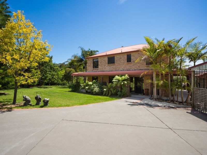 22 Glenduart Grove, Moruya NSW 2537