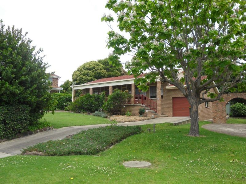 9 Jennifer Place, Moruya Heads NSW 2537