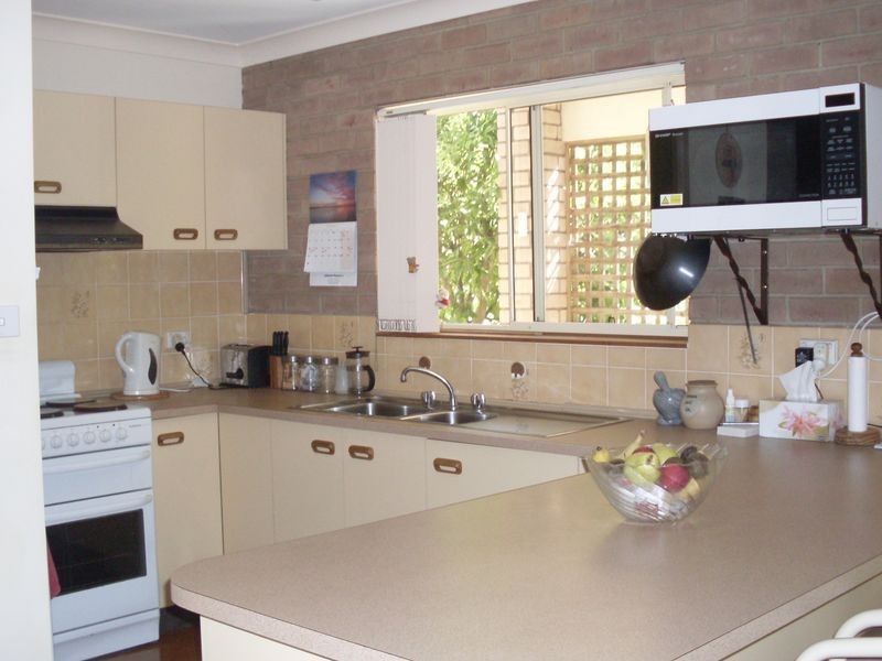 9 Jennifer Place, Moruya Heads NSW 2537