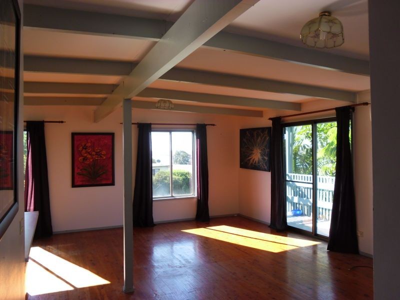 31 Coila Avenue, Tuross Head NSW 2537