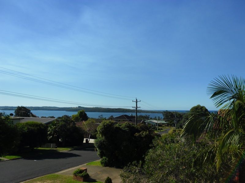 31 Coila Avenue, Tuross Head NSW 2537