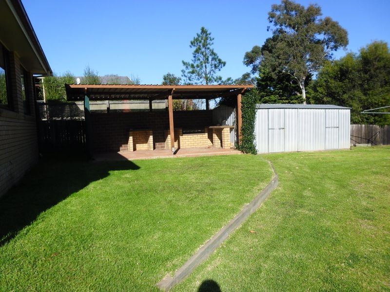 25 Maunsell Street, Moruya NSW 2537