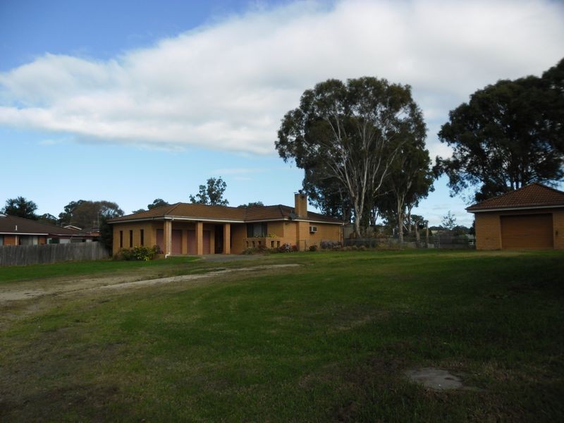 107 Albert Street, Moruya NSW 2537